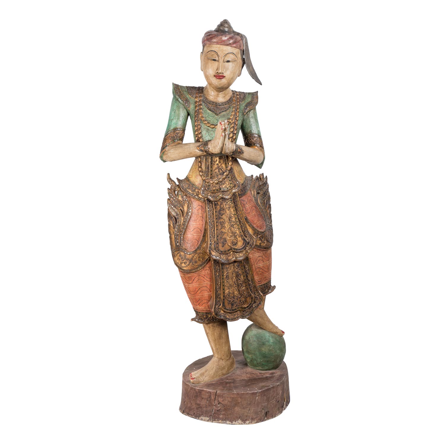 Skulptur eines Tempeltänzers aus Holz. THAILAND,