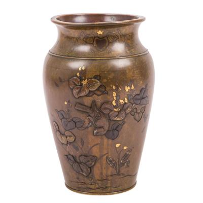 Schwere Vase aus Bronze. JAPAN, Meiji-Periode (1868-1912).