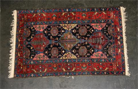 Orientteppich. BACHTIARI/PERSIEN, 1 Hälfte 20. Jh., 210x135