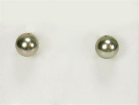Paar Ohrstecker m. je einer grauen Zuchtperle, D: ca. 8,0-8,5mm.
