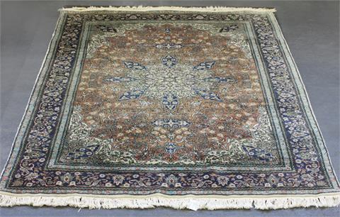 Orientteppich. PAKISTAN, 20. Jh., 2,15x1,38