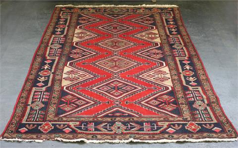 Orientteppich. IRAN, 20. Jh., 253x139