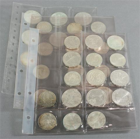 Österrreich - 36 Silbermünzen, u.a. 2 x 500 Schillinge,