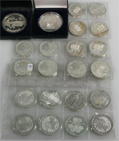 Silber - Konvolut Münzen und Medaillen, ca. 275 Gramm fein