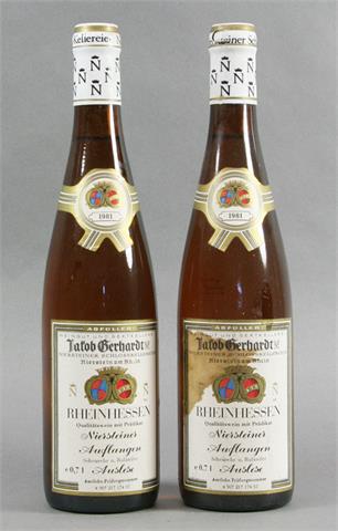 2 Flaschen Rheinhessen Niersteiner Auflangen 1981 Scheurebe u. Ruländer Auslese.