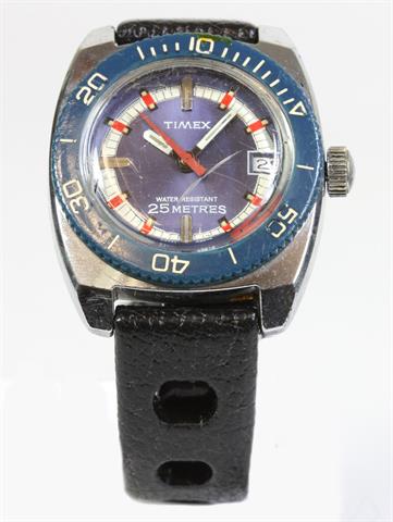 Konvolut: Drei Armbanduhren "TIMEX", 1970er Jahre. Verchromt/vernickelte Gehäuse