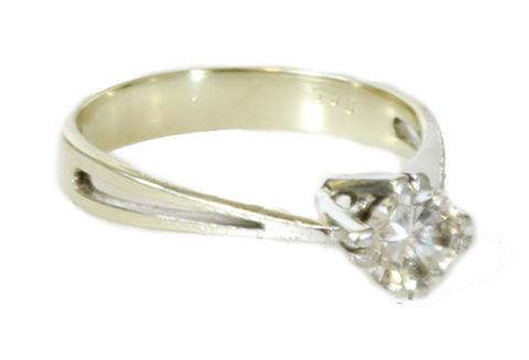 Solitär Ring mit einem Diamant-Brillanten ca. 0,65ct, TW/vsi,