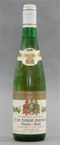 1 Flasche 1976er Leiwener Laurentiuslay Riesling Auslese.
