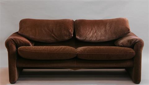 MARALUNGA, 2-Sitzer Sofa, Entwurf 1973 Vico Magistretti (1920 - 2006), Händler Behr 1978.