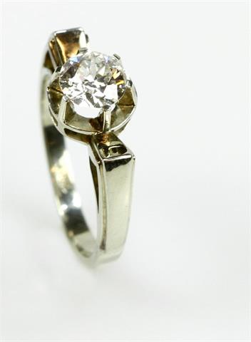 Damenring, besetzt mit einem Altschliff- Diamant ca. 0,90 ct, W/ VSI.