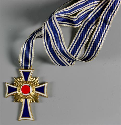 Ehrenkreuz der Deutschen Mutter, goldfarbene Ausführung,