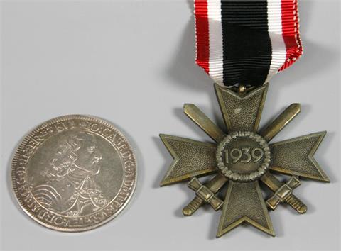 III. Reich - Kriegsverdienstkreuz 2. Klasse mit Schwertern am Band
