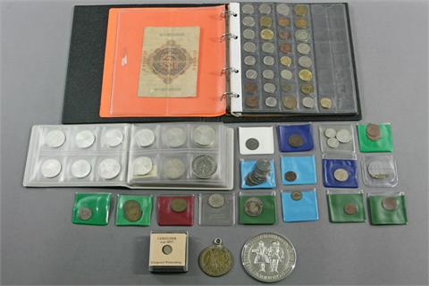 Konvolut - Diverse Münzen und Medaillen als kleine Fundgrube,