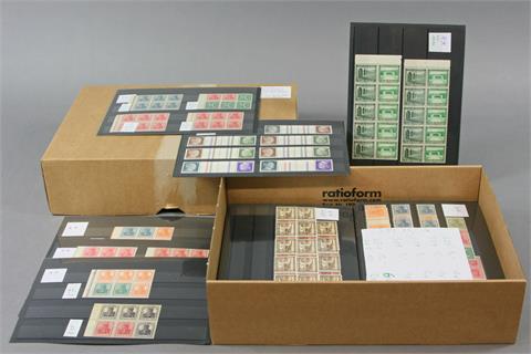 Brfm. Dt. Reich - Zusammendrucke, postfr. Partie auf Steckkarten, ca. 6.400 Euro Michelwert,