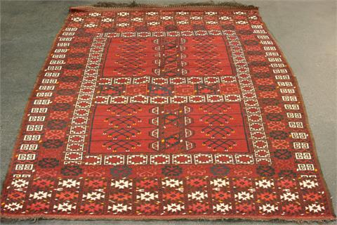 Orientteppich. TEKKE Hauptteppich, TURKMENISTAN, 20. Jh., 250x150
