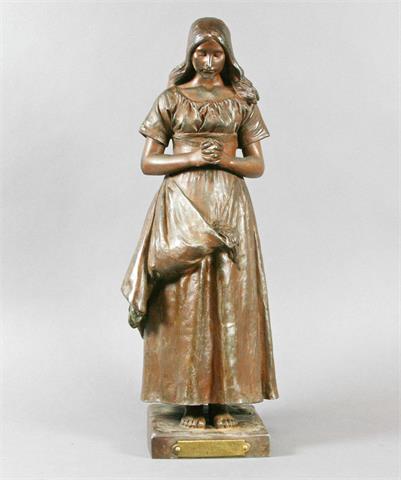 Betende Frauenfigur, Metallguß patiniert, wohl um 1900.