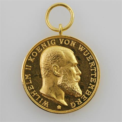 Württemberg - Tragbare goldene (986/1000) Militärverdienstmedaille o. J. v. Schwenzer, Neuprägung