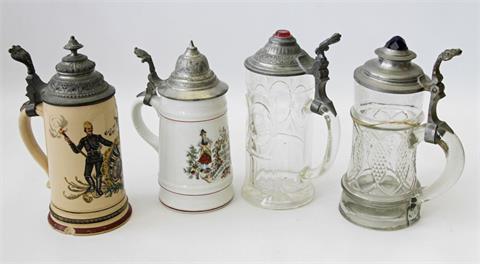 Konvolut: 4 Bierkrüge, Glas/Keramik/Porzellan mit Zinndeckelmontur, um 1900 und später.