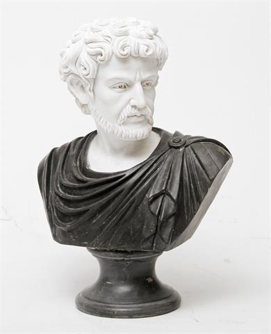 Imperatorenbüste im römischen Stil, schwarzer und weißer Marmor, 21. Jh.