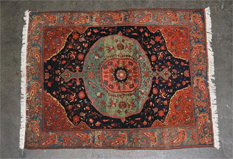 Orientteppich. PERSIEN, um 1900, 197x153