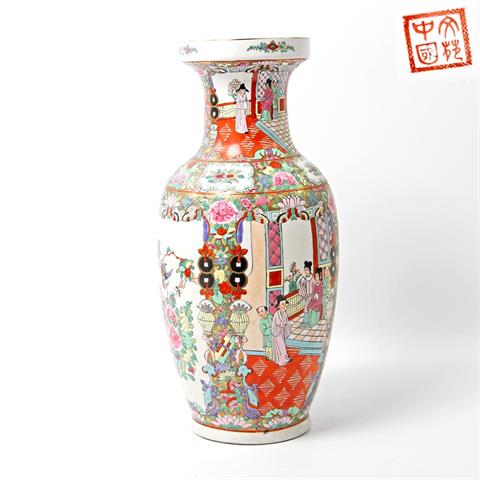 Vase im Famille-Rose-Stil.CHINA, 20. Jh.
