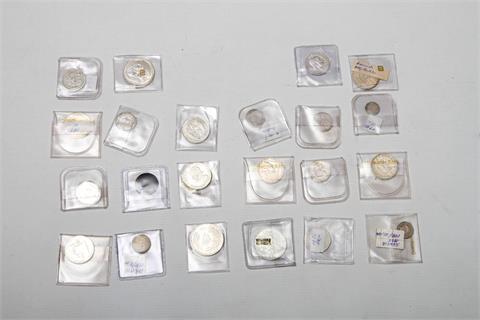 Alle Welt - 22 diverse Münzen, überwiegend Silber,