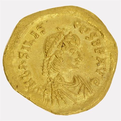 Oströmisches Reich / Basiliscus (475 - 476) - Tremissis, Konstantinopel, Büste nach rechts - D N BASILIS-CVS P P AVG / Victoria