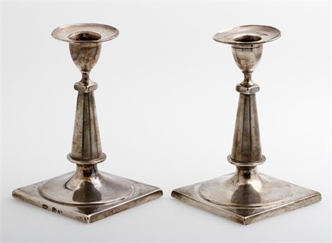 Wohl DEUTSCH, Paar Kerzenleuchter, Silber, um 1820.