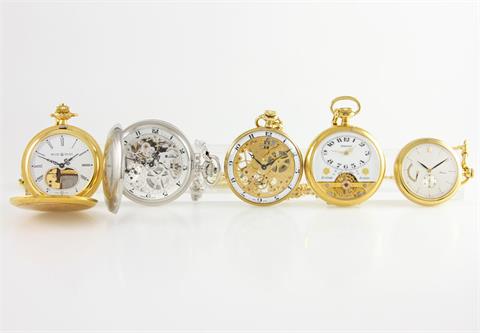 Konvolut: 5 Taschenuhren Herren; Double / vernickelt; davon 1 x Spieluhr und 4 x Skelettuhren jeweils mit Double Uhrenkette;