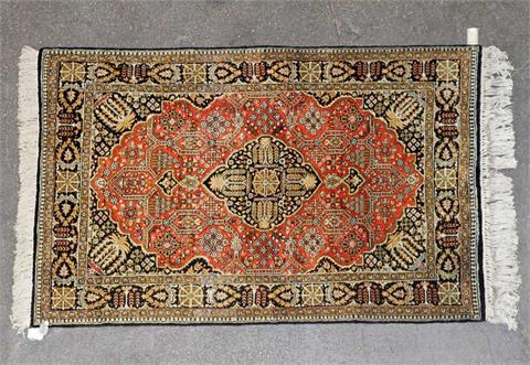 Orientteppich. GHOM/IRAN, 20. Jh., 117x75