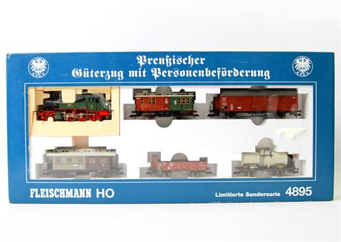 FLEISCHMANN Zugset "Preußischer Güterzug mit Personenbeförderung" 4895, Spur H0,