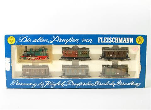 FLEISCHMANN Zugset "Personenzug der Königlich Preußischen Eisenbahn-Verwaltung" 4882, Spur H0,
