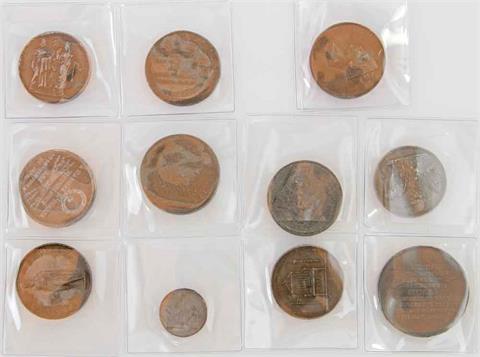 Medaillen - Frankreich, Konvolut: 11 Blei-/Zinnmedaillen,