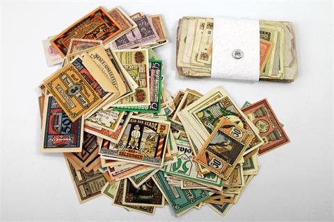 Deutsches Reich - Konvolut von ca. 87 deutschen Reichsbanknoten 1914-1923 und ca. 486 deutschen Notgeldscheinen