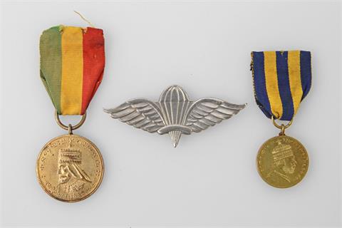 Kaiserreich Äthiopien - 3-teiliges Konvolut: Medaille Kaiser Haile Selassie, Jubiläumsmedaille