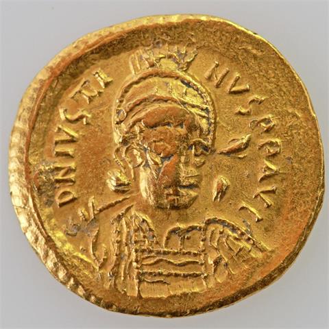 Byzanz / Justinus I. (518 - 527) - Solidus, Konstantinopel, Büste frontal - D N IVSTI -NVS P P AVG / Engel stehend frontal OFF.
