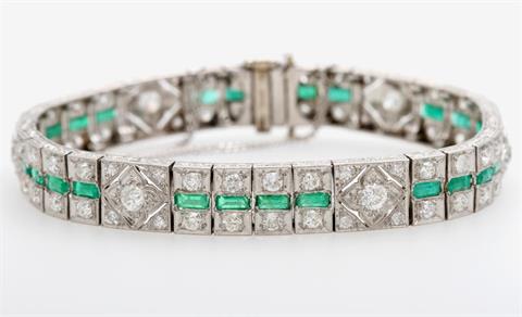 ART DECO Armband, mit 25 Smaragde, 82 Altschl. Dia.