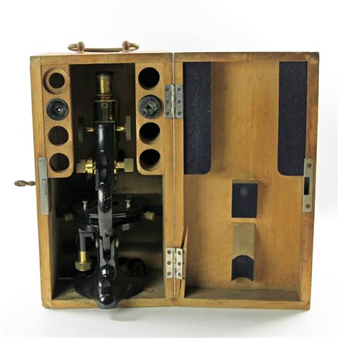 CARL ZEISS, Mikroskop mit Holzkasten, deutsch 20. Jh.