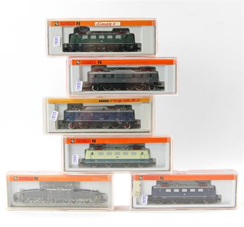 ARNOLD sechs Lokomotiven 2451, 2453, 2465, 2323, 2321 und 2322, Spur N,