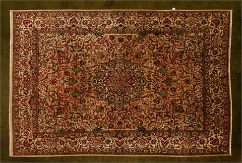 Orientteppich. KASCHMAR/OSTPERSIEN, 20. Jh., 333x245 cm