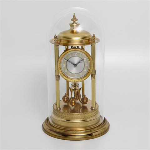 Jahres-Uhr (neuzeitlich) mit Drehpendel, auch genannt "400 Tag-Uhr". Messing/vergoldet (Alters- u. Gebrauchsspuren), unter