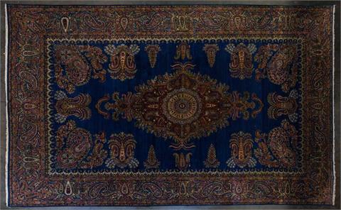 Aussergewöhnlicher Orientteppich. PERSIEN, 20. Jh., 443x311 cm