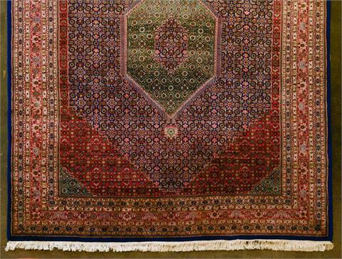 Orientteppich. BIDJAR/PERSIEN, 20. Jh., 396x300 cm