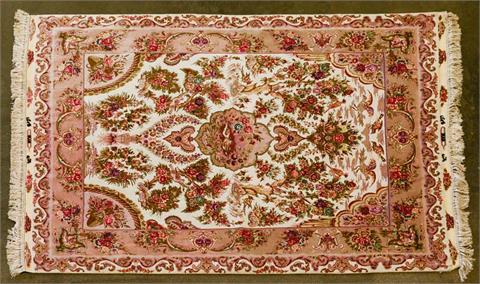 Orientteppich. TÄBRIZ/IRAN, 20. Jh., 204x157 cm