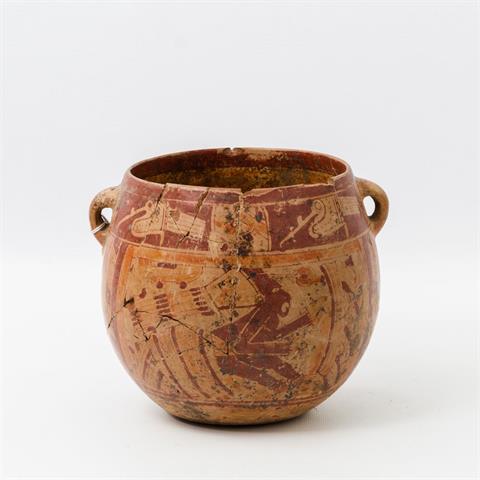 Kugelförmiges Gefäß aus hellbraunem Ton. MAYA, 550-950 n.Chr.