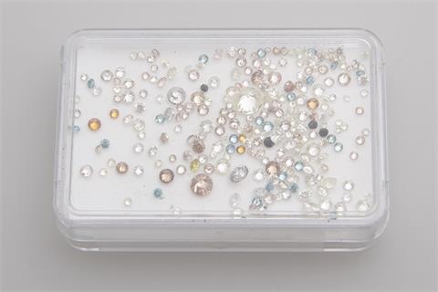 Diverse lose Diamanten zus. 7,67ct., verschiedene Größen,- Farben (z.T. Fancy).