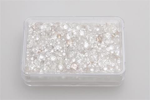 Diverse lose Diamanten zus. 66,9ct., verschiedene Schliffarten,-Größen,-Farben, und