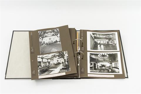 Umfangreiche Fotodokumentation über den Landsitz Carinhall von Hermann Göring (1893-1946), bestehend aus: 57 schwarz-weißen