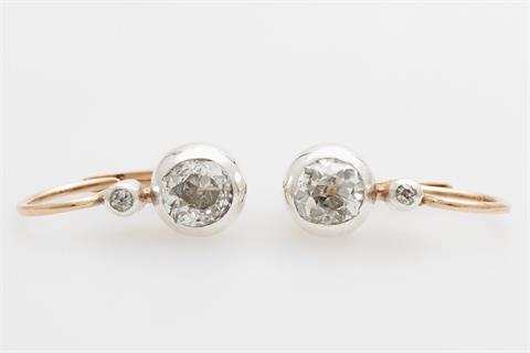 Antike Ohrhänger (Paar) mit Diamanten