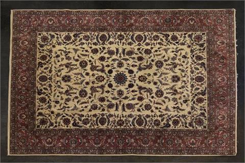 Orientteppich. ISFAHAN/CHINA, 20. Jh., ca. 377x278 cm